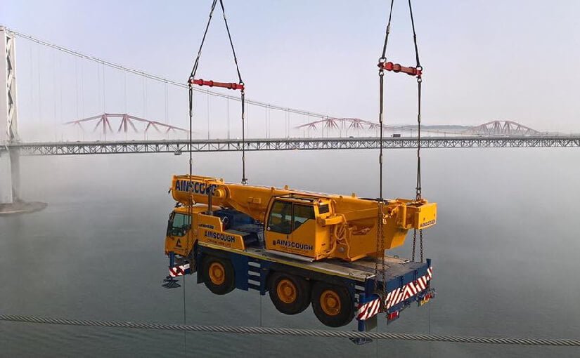 crane lifting mobile crane