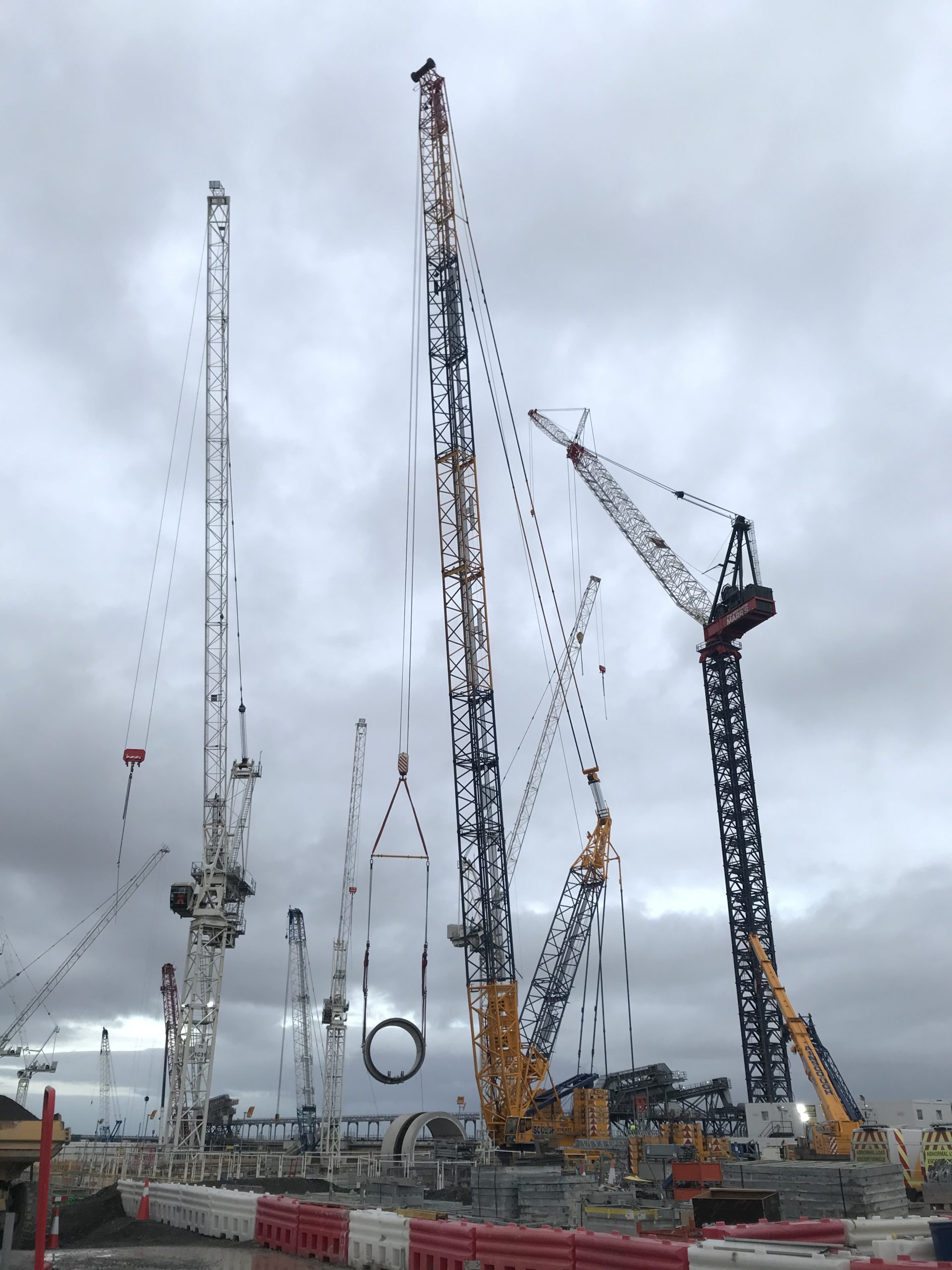 Ainscough Crane Hire installs pipes for nuclear reactor at Hinkley Point C